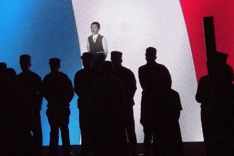 2015-Fusillez-le! comédiens chapelais - Titouan Bruneau - bleu blanc rouge - drapeau